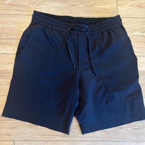 lululemon athletica Black Bowline Athletic Shorts Large